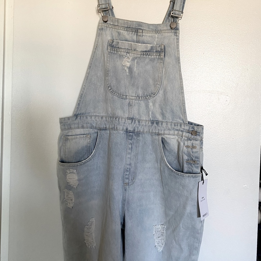 Forever 21 overall
